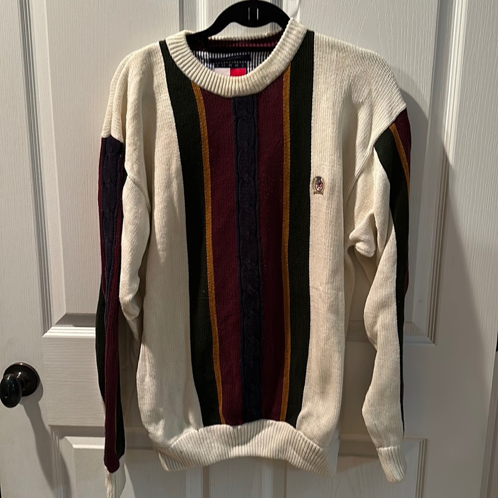 Tommy Hilfiger size medium crewneck sweater.